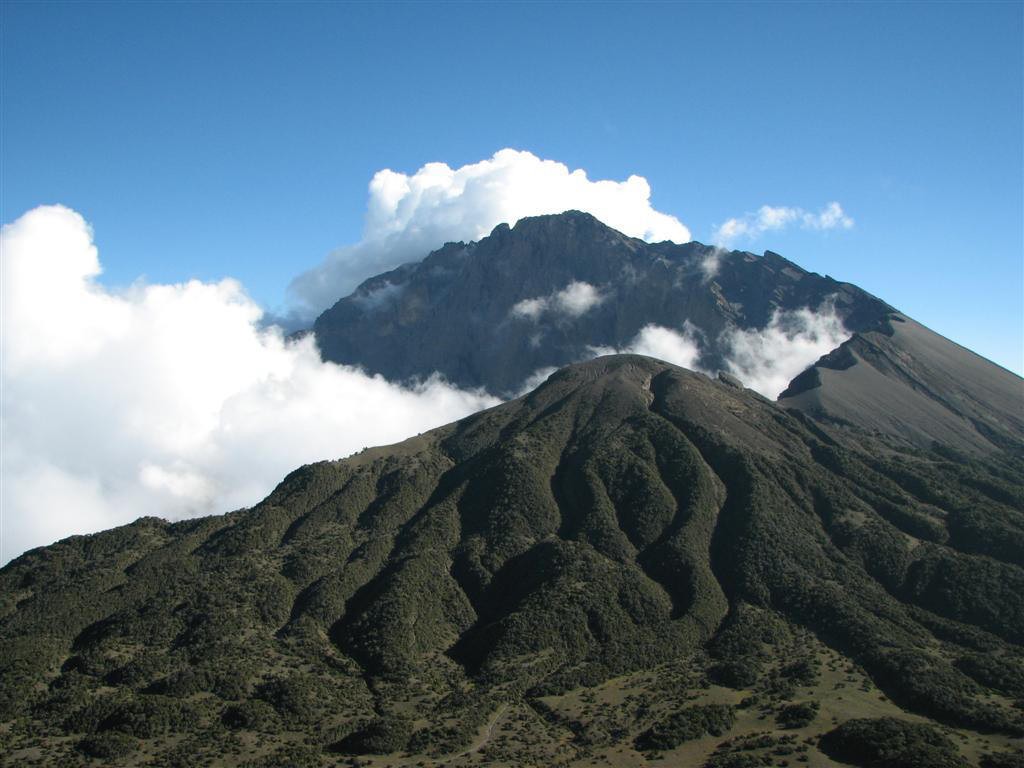 mount_meru2